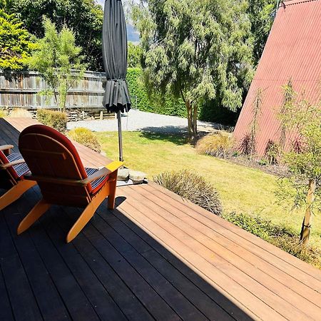 Modern Kowhai Cottage Wanaka Bagian luar foto