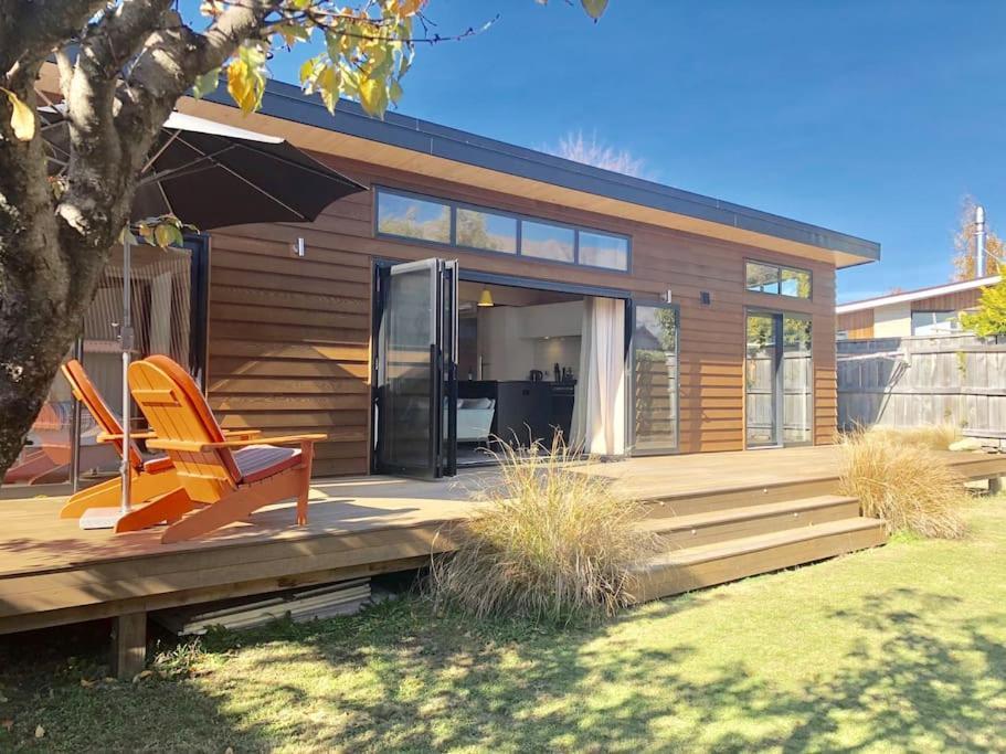 Modern Kowhai Cottage Wanaka Bagian luar foto