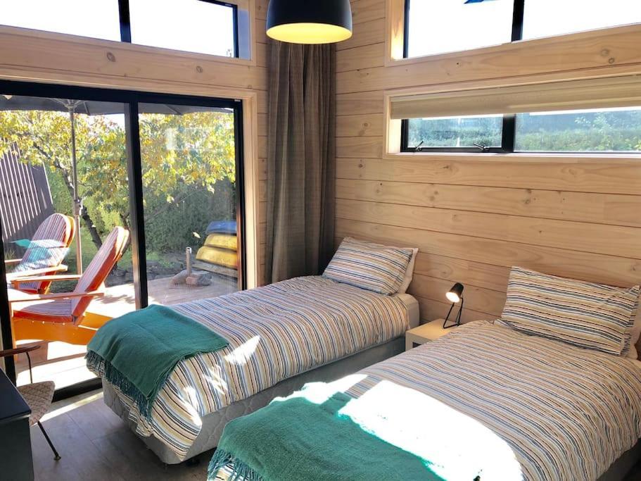 Modern Kowhai Cottage Wanaka Bagian luar foto